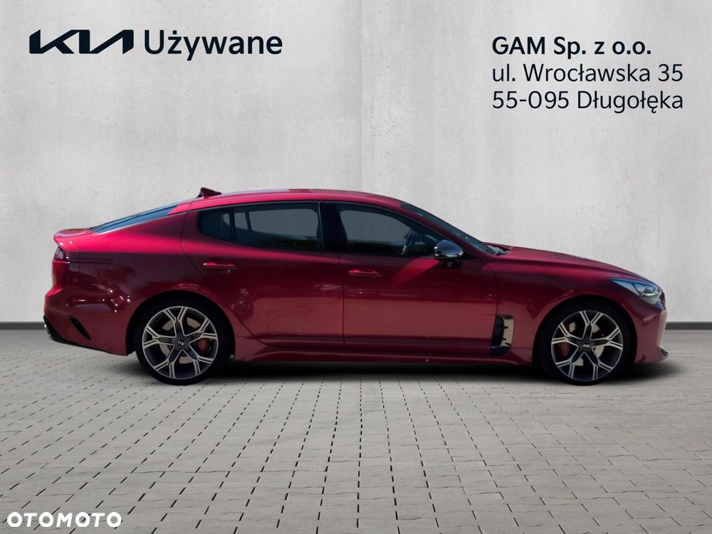 Kia Stinger - 6