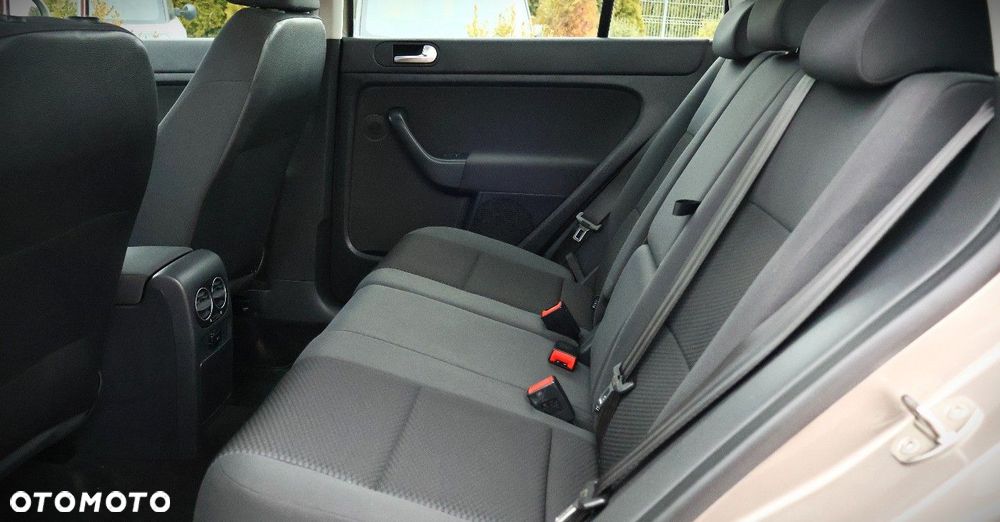 Volkswagen Golf Plus 1.6 TDI Trendline - 16