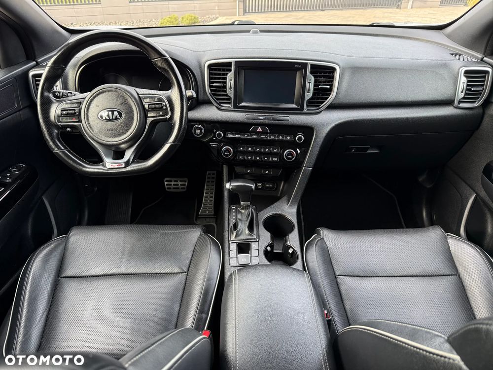 Kia Sportage 2,0 CRDI AWD GT Line - 17