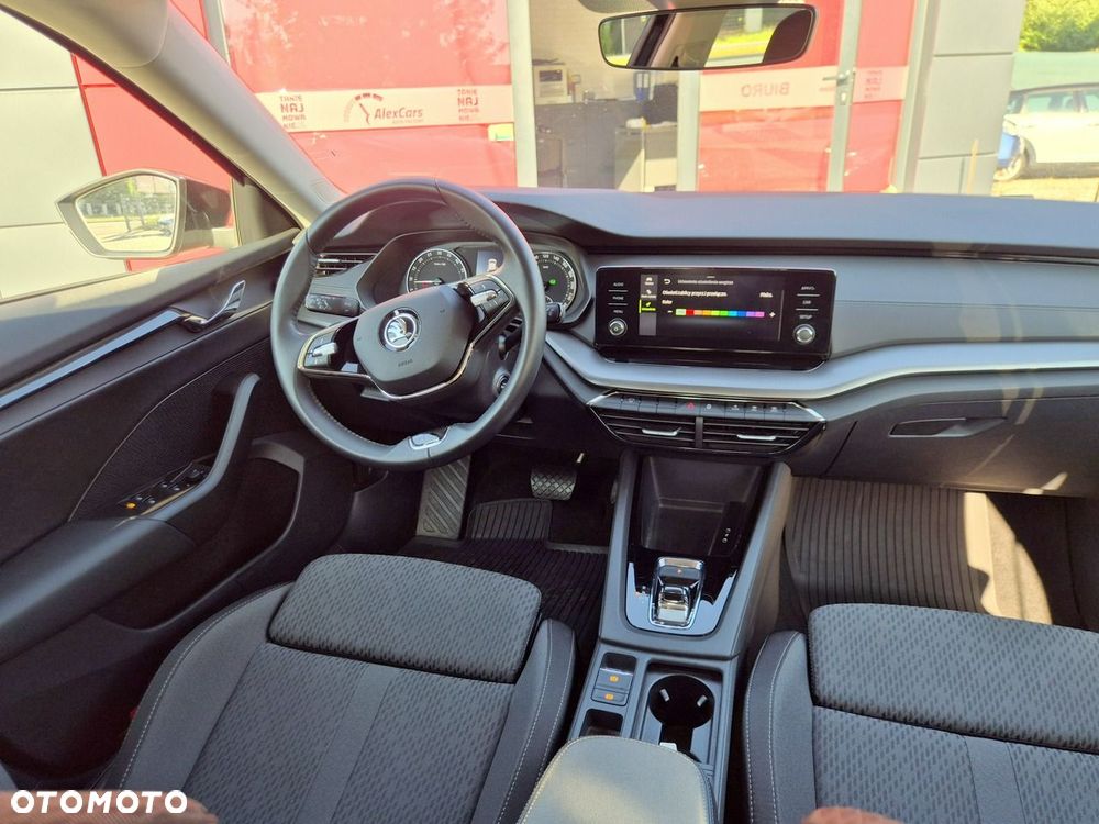 Skoda Octavia 2.0 TDI DSG Ambition - 17