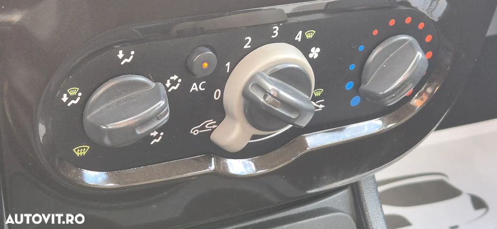 Dacia Duster dCi 110 FAP 4x4 Laureate - 9