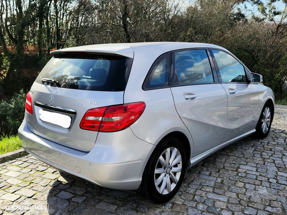 Mercedes-Benz B 200 CDI BlueEFFICIENCY EDITION 1 - 17