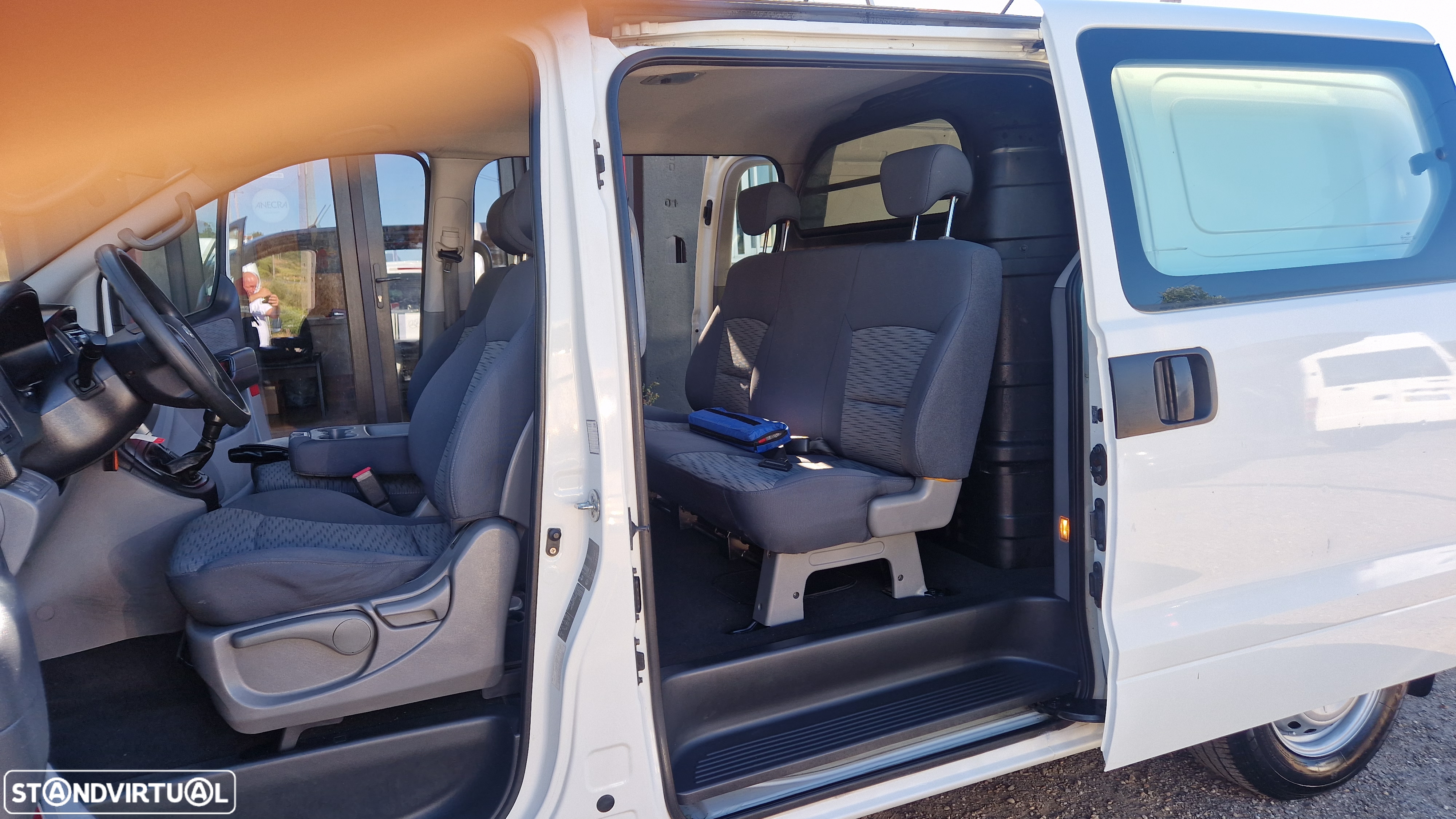 Hyundai H-1 Starex H1 2.5 CRDi - 18
