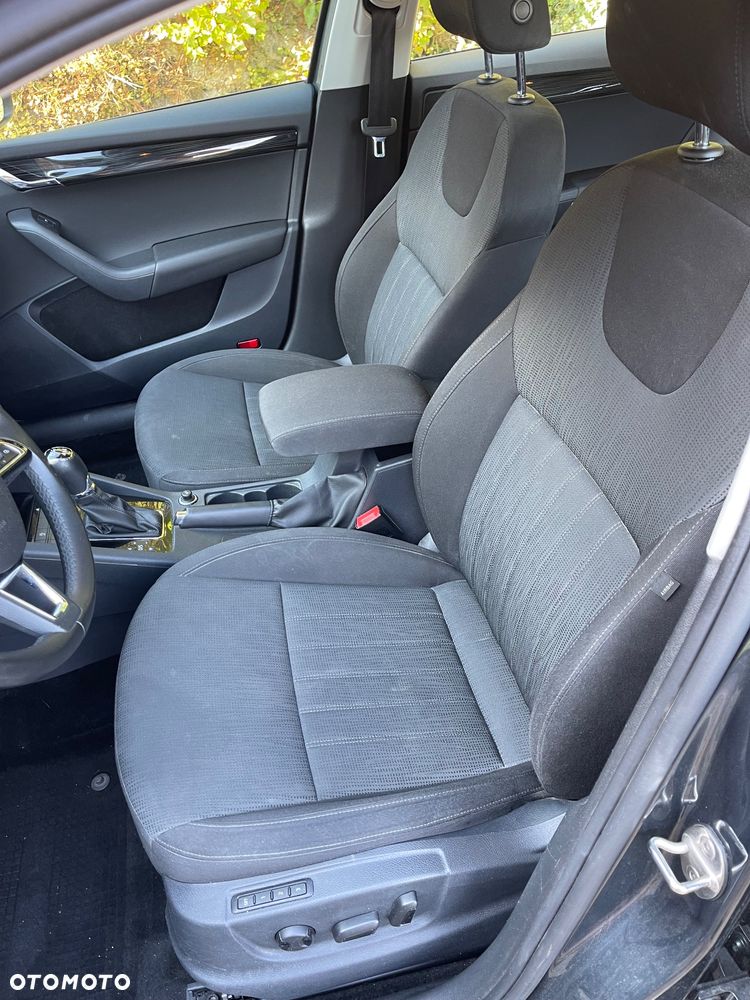 Skoda Octavia 2.0 TDI 4x4 Ambition DSG - 18