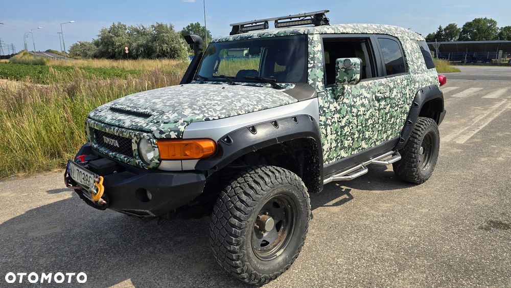 Toyota FJ - 1