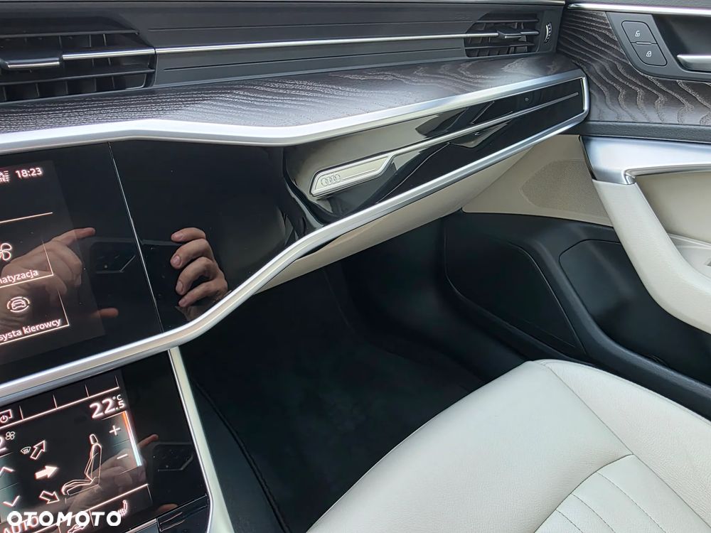 Audi A6 Avant - 29