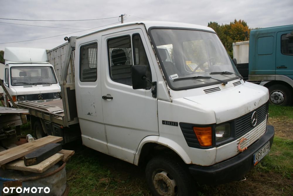 Mercedes 310  Kaczka - 2