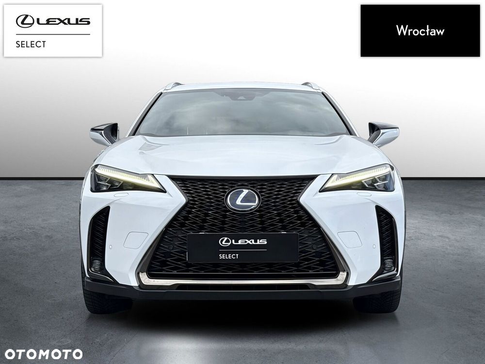 Lexus UX - 8