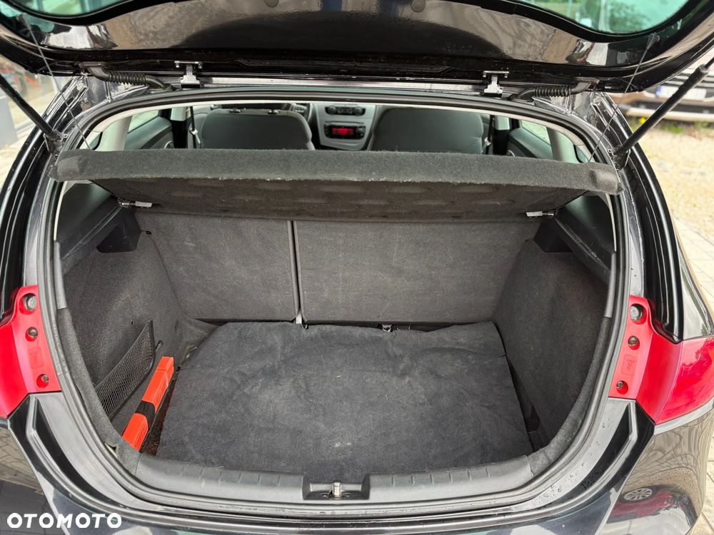 Seat Leon 1.6 TDI DPF Reference - 10
