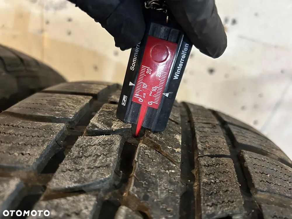 Opony zimowe Nexen 235/55 R17 2 szt - 9