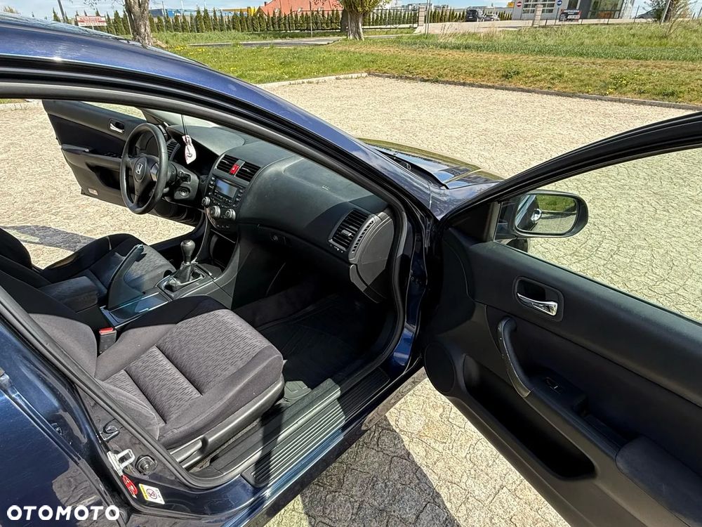 Honda Accord 2.0 Comfort - 17