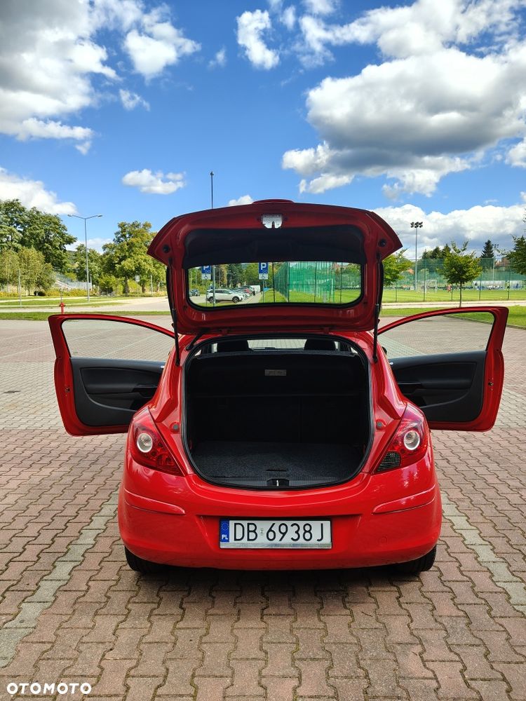 Opel Corsa 2011 photo 5