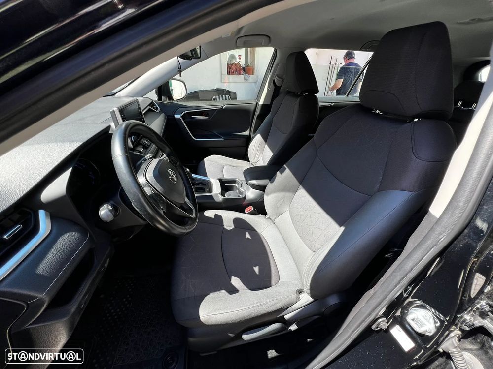 Toyota RAV4 2.5 HDF Comfort - 9
