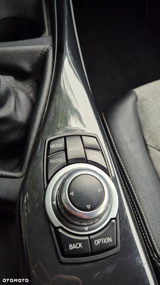 BMW Seria 1 116d EfficientDynamics - 21
