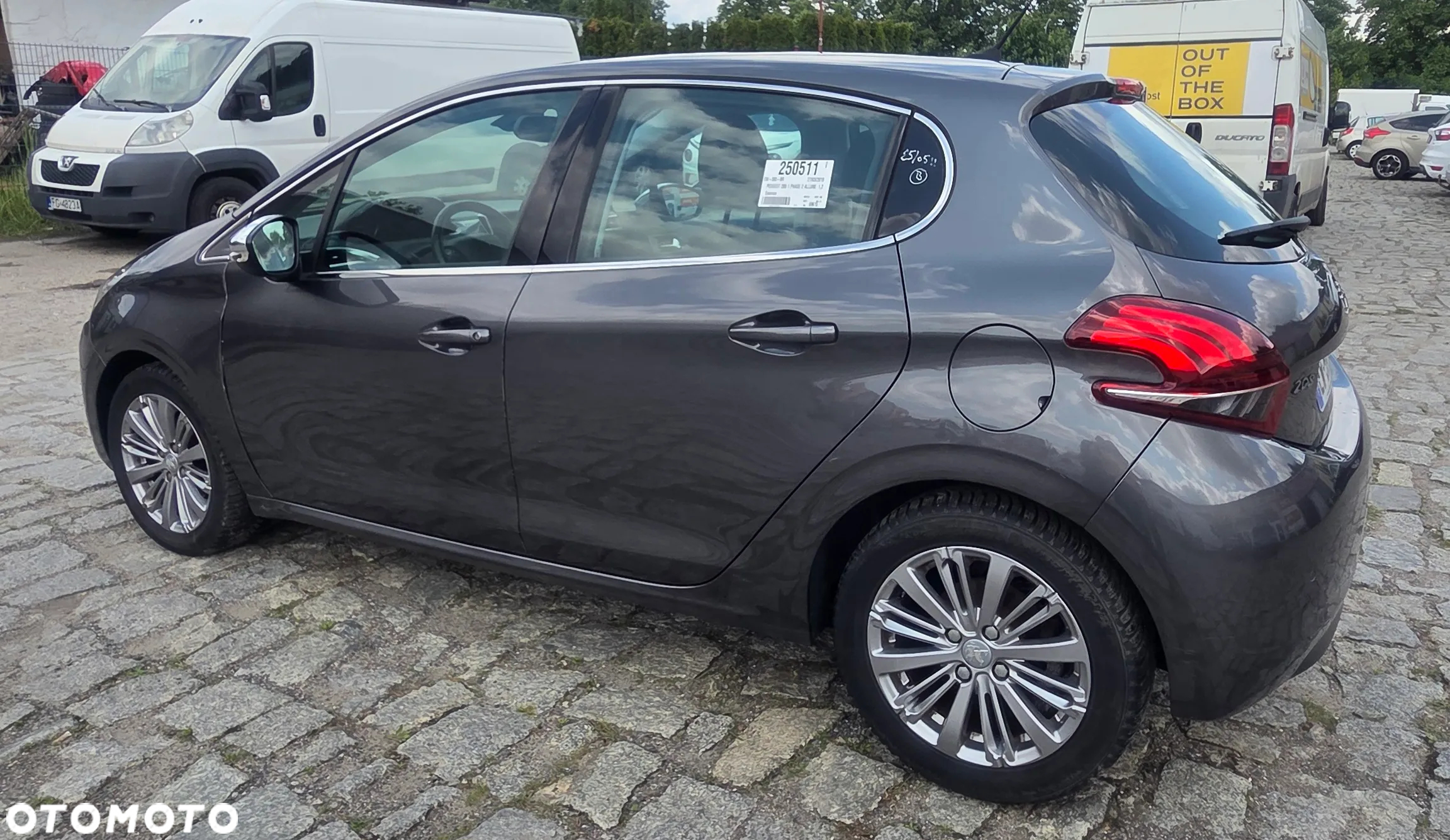 Peugeot 208 PureTech 110 Stop & Start Allure - 7