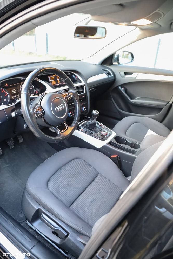 Audi A4 Avant 2.0 TDI - 7