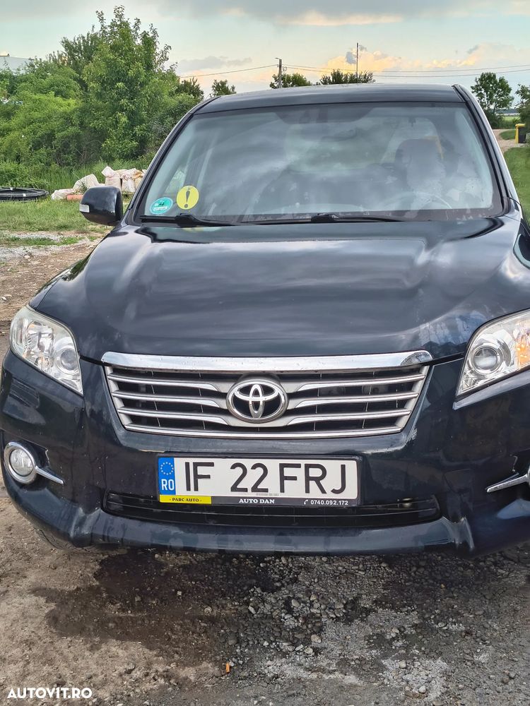 Toyota RAV4 2.2 D-4D Comfort - 1