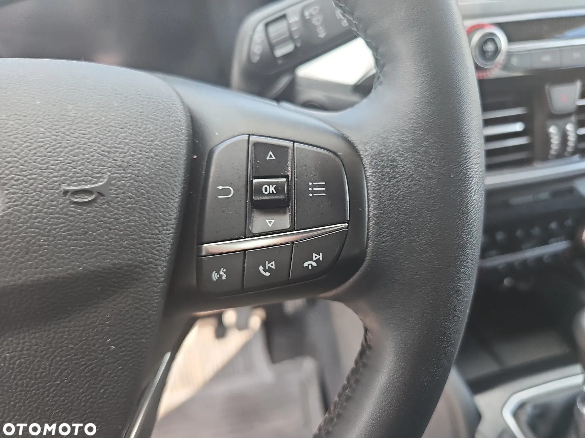 Ford Kuga 1.5 EcoBoost FWD Titanium - 18