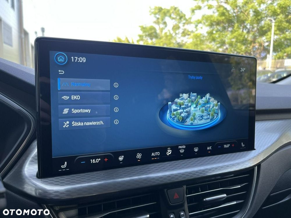 Ford Kuga 1.5 EcoBoost TITANIUM - 29