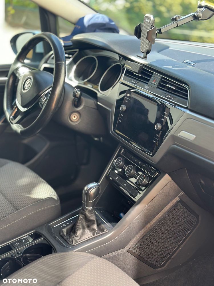 Volkswagen Touran 2.0 TDI BMT Comfortline DSG - 15