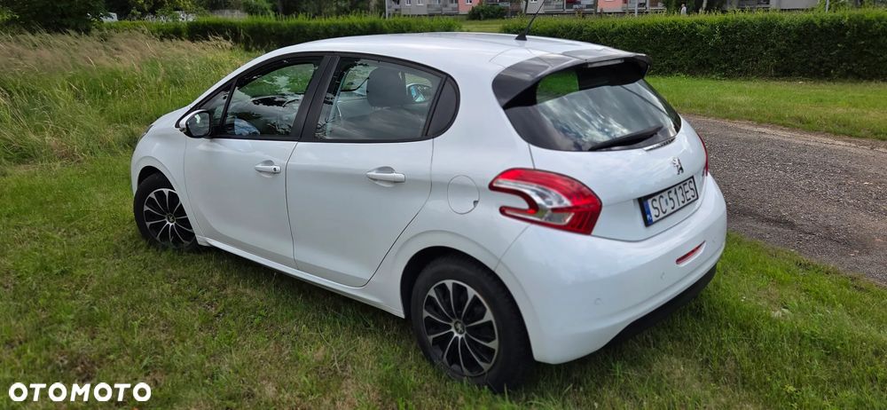 Peugeot 208 1.4 e-HDi Active STT - 10