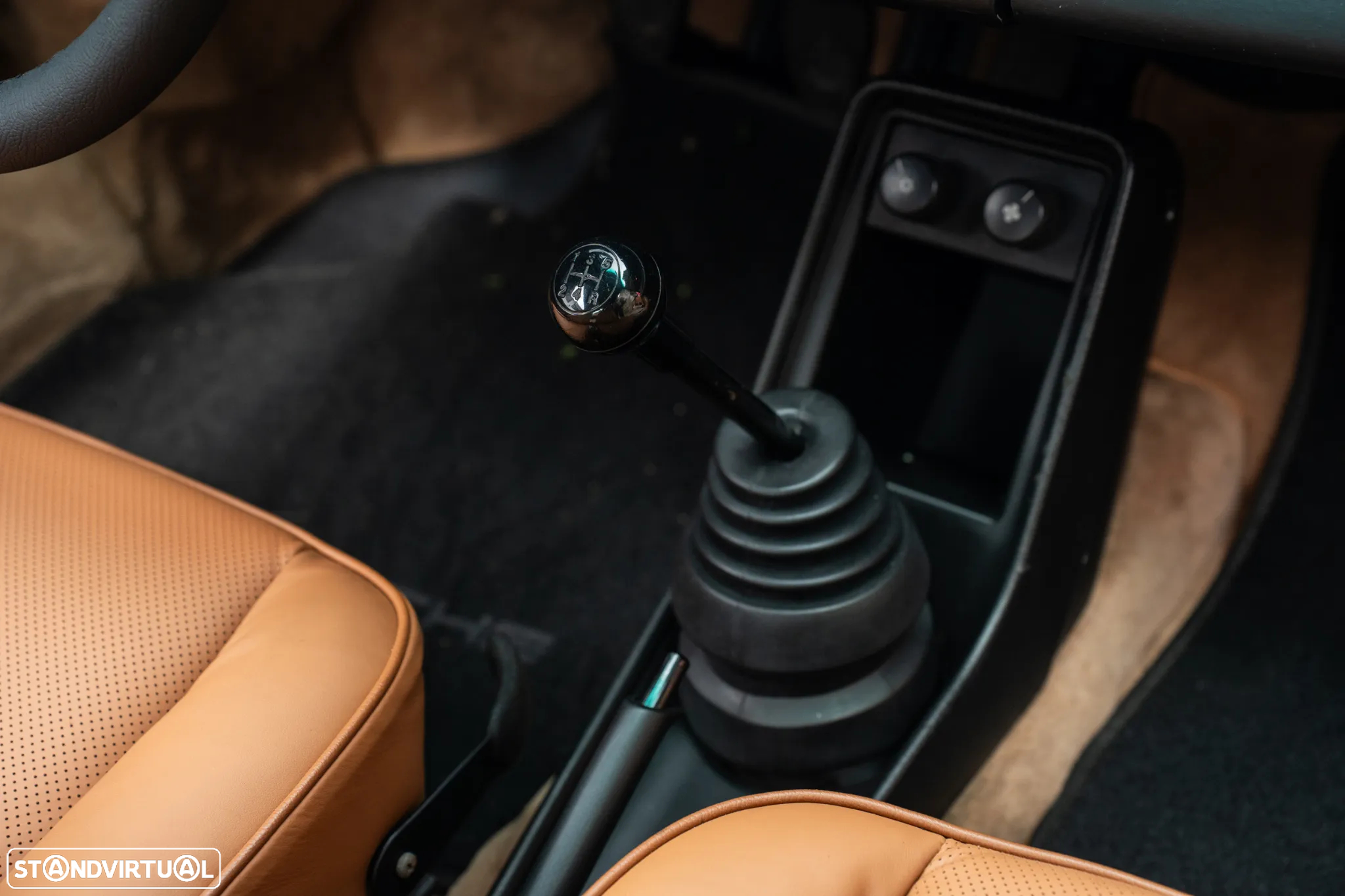 Porsche 911 Série G - 18