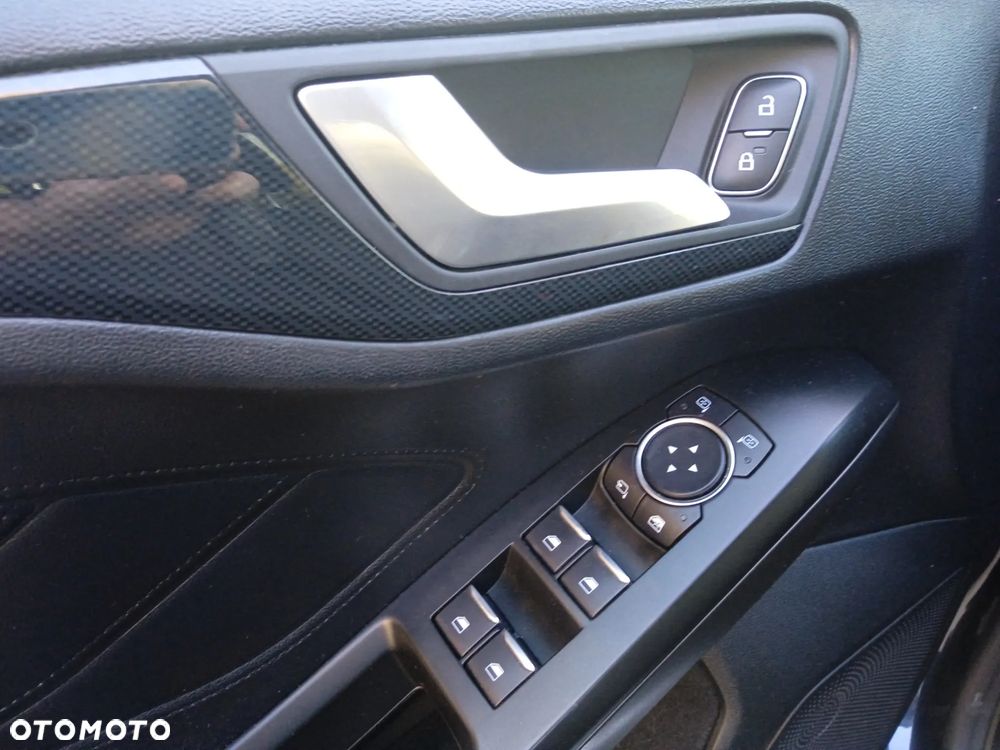 Ford Focus - 19