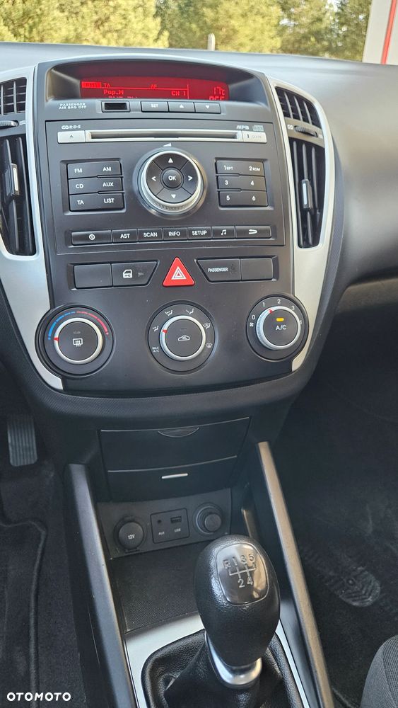 Kia Ceed 1.4 CVVT Edition 7 - 22