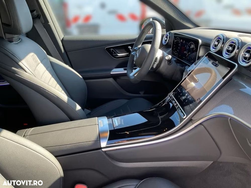 Mercedes-Benz GLC 200 4Matic 9G-TRONIC AMG Line Advanced - 11