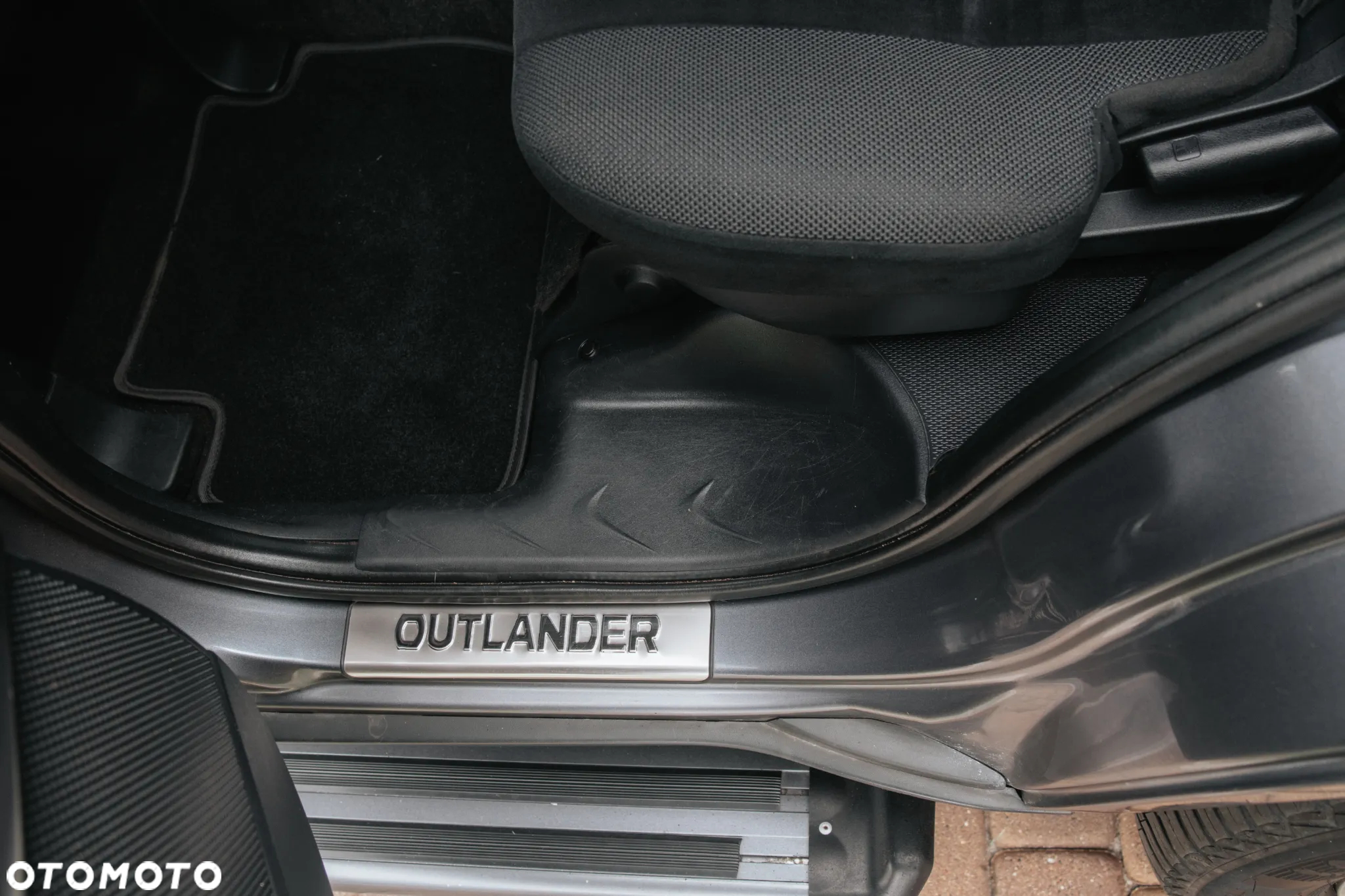 Mitsubishi Outlander 2.0 DID Intense - 14