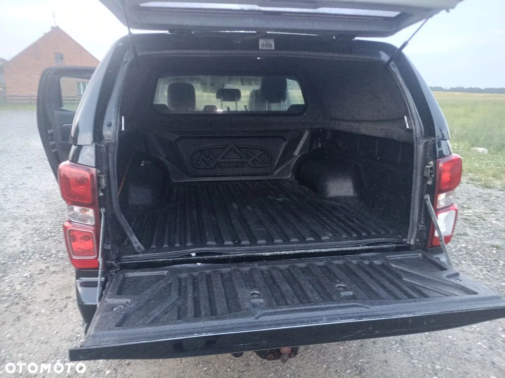 Isuzu D-Max 1.9 DC LS - 12