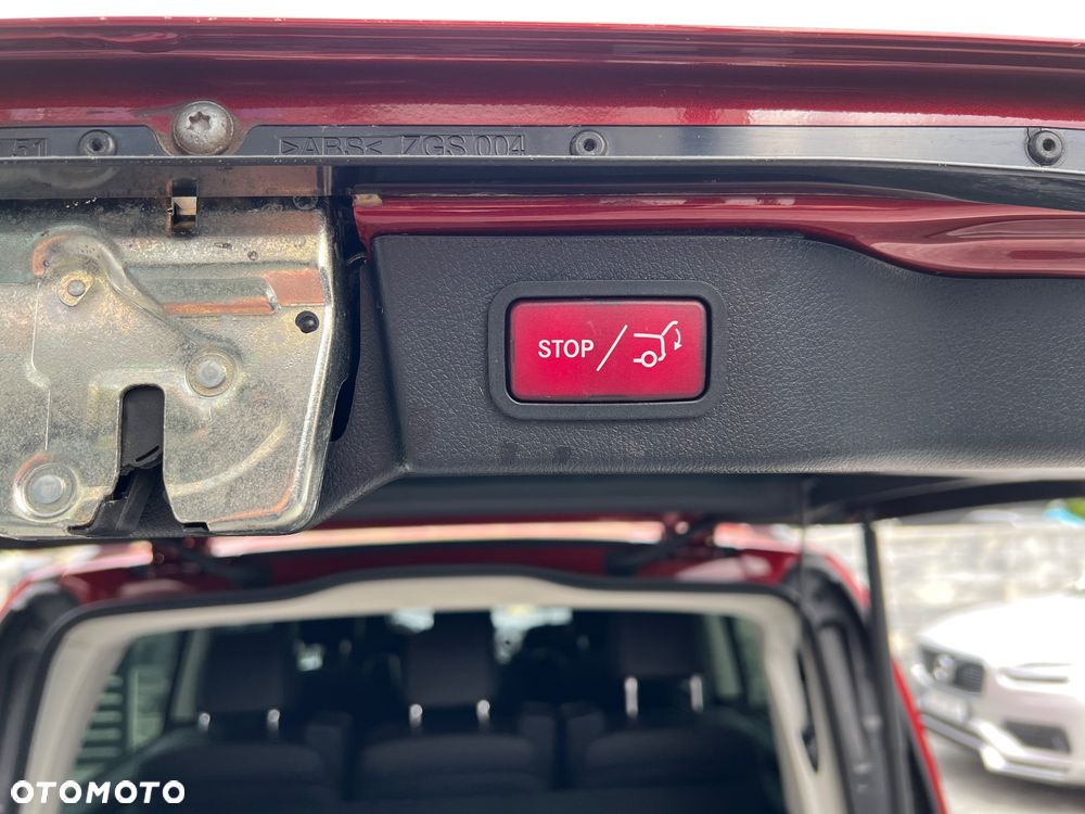 Mercedes-Benz Klasa V 300 d lang 9G-TRONIC Avantgarde Edition 2020 - 34