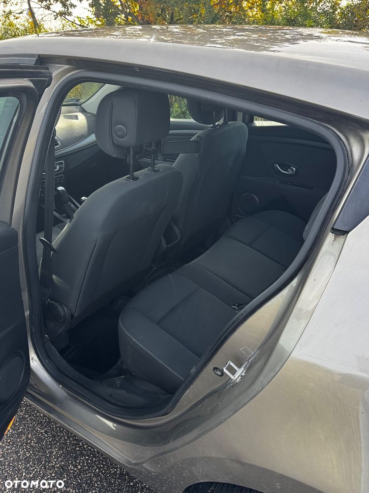 Renault Megane 1.6 16V Authentique Euro5 - 8