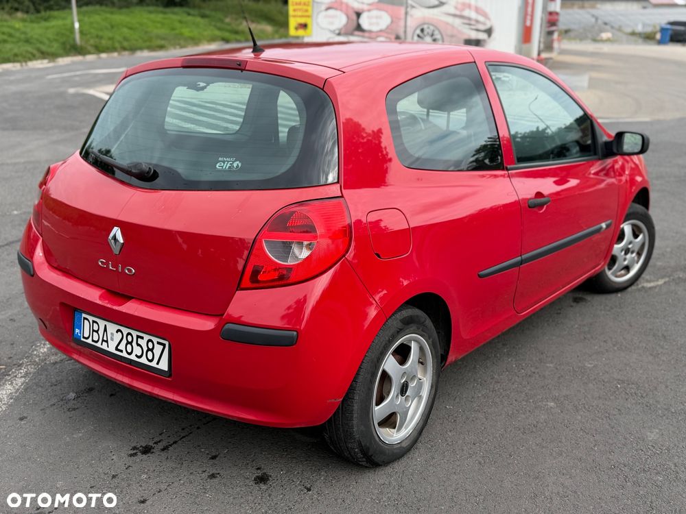 Renault Clio 1.2 16V Edition Dynamique - 2