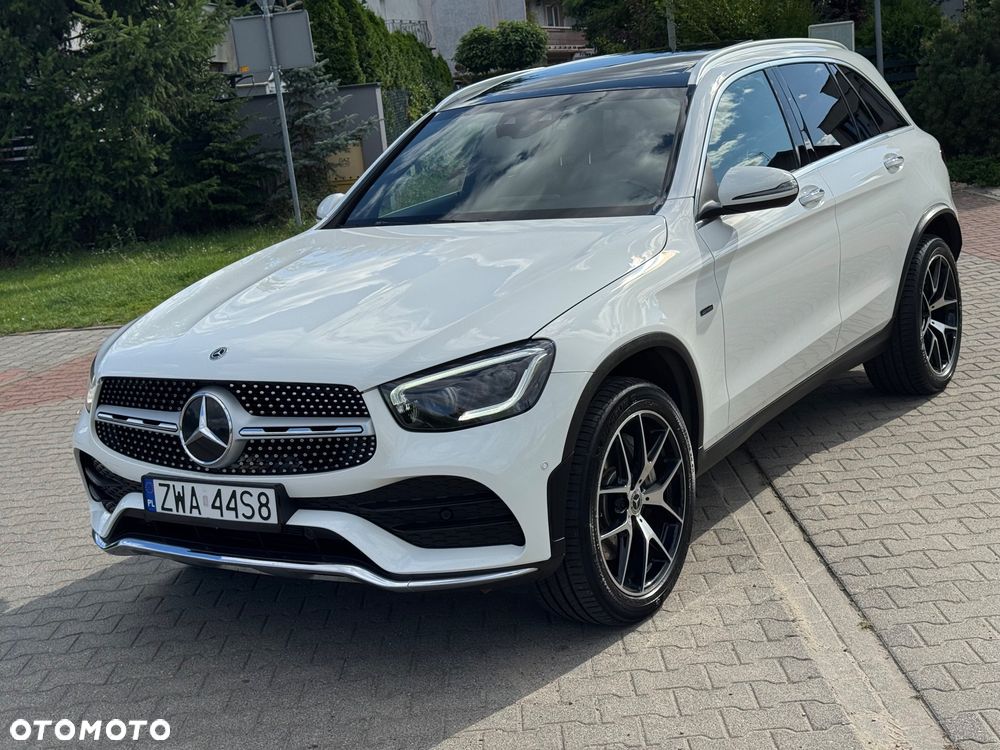 Mercedes-Benz GLC 300 de 4Matic 9G-TRONIC AMG Line Plus - 4