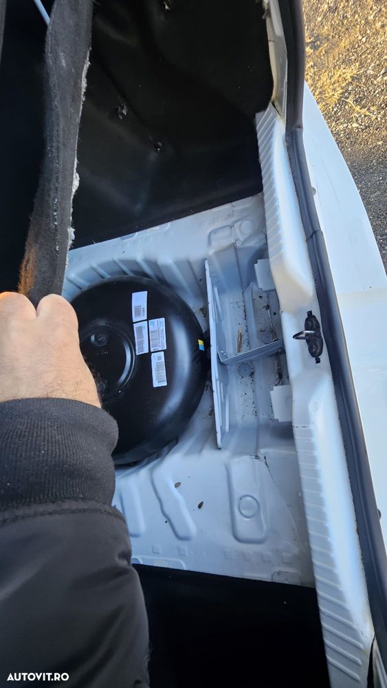 Dacia Logan ECO-G 100 MT6 Prestige - 12