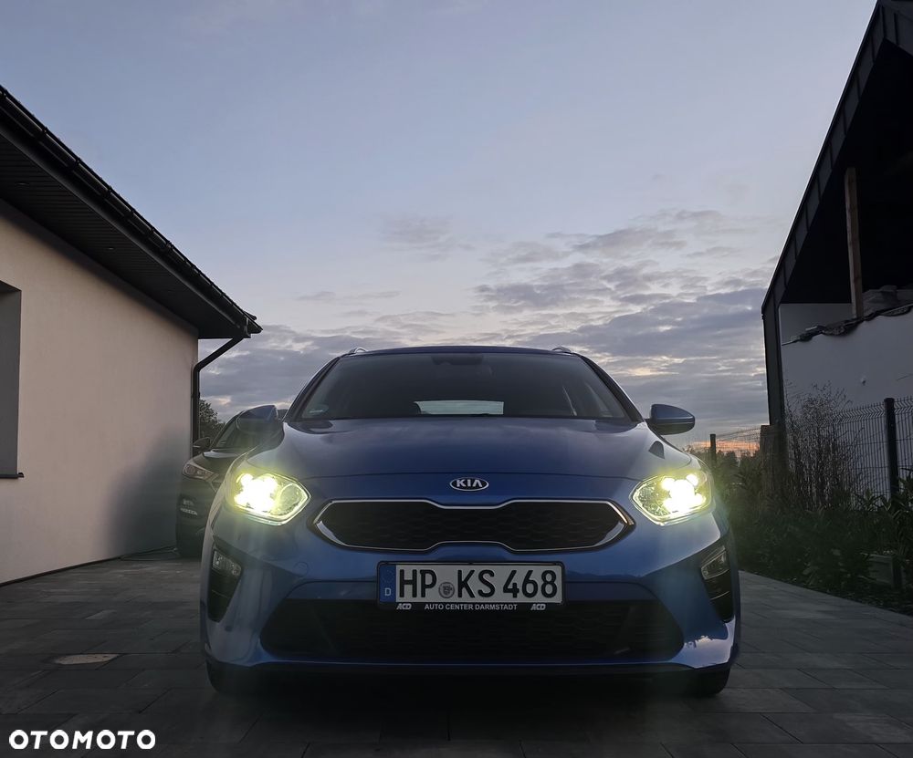Kia Ceed 1.4 T-GDI DCT OPF Platinum Edition - 30