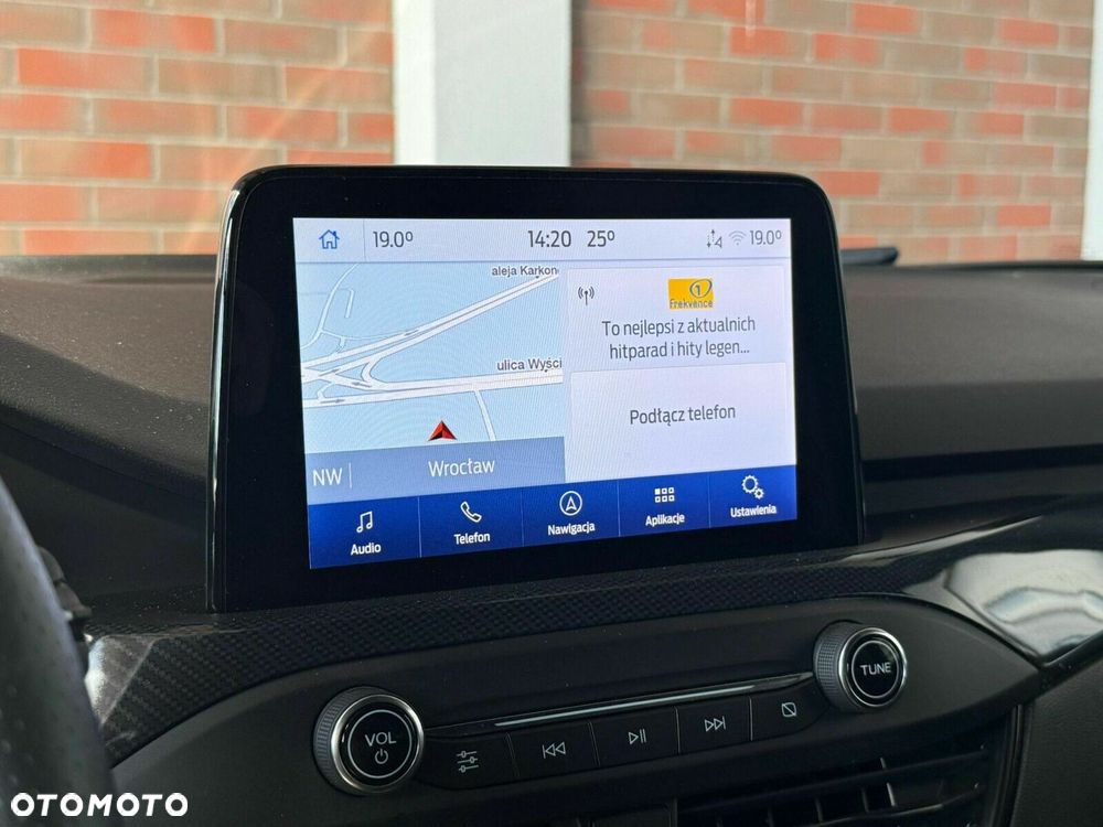 Ford Focus 1.5 EcoBoost ST-Line X - 22