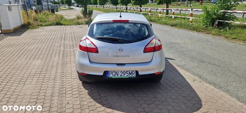 Renault Megane 1.6 16V Authentique - 5