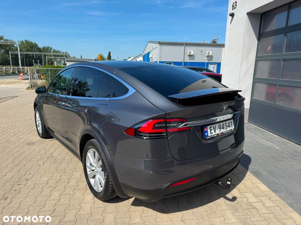 Tesla Model X Long Range - 4