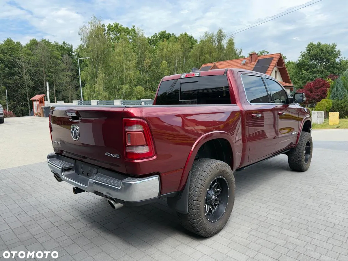 Dodge RAM 1500 5.7 4x4 - 18