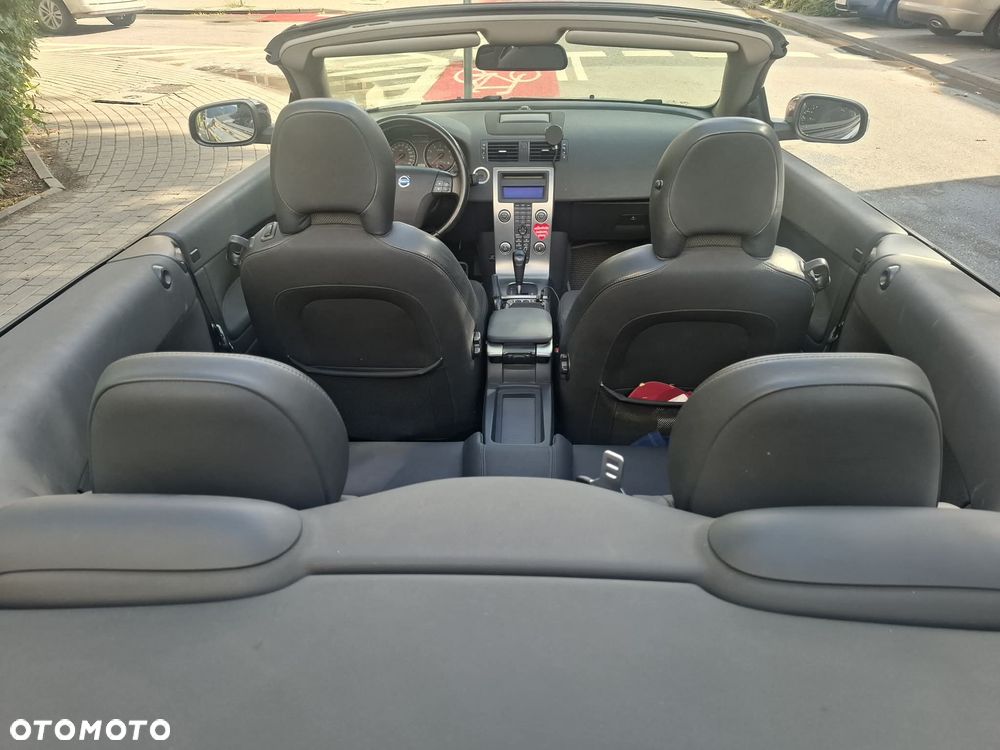 Volvo C70 2.4 Momentum - 9