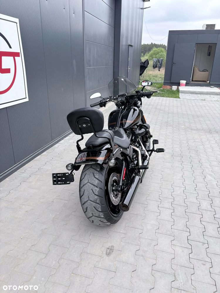 Harley-Davidson Softail Breakout - 6