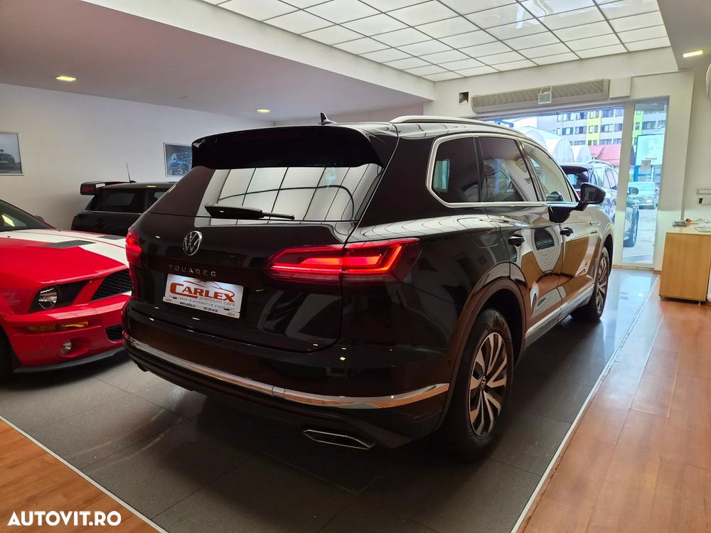 Volkswagen Touareg V6 TDI 4MOTION Elegance - 6