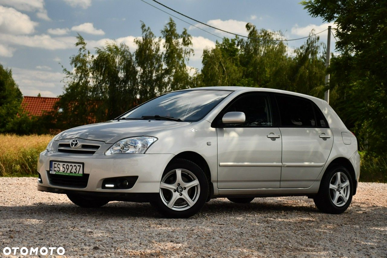 Toyota Corolla - 12