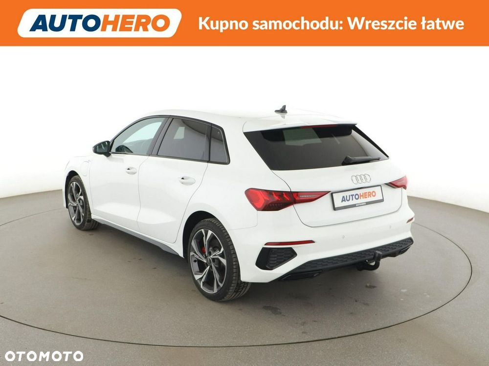 Audi A3 Sportback 45 TFSIe S tronic S line - 5