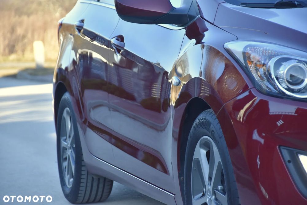 Hyundai i30 blue 1.6 GDI YES Gold - 18