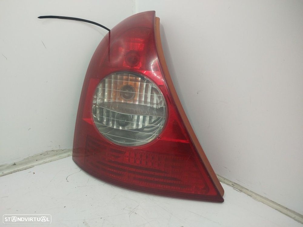 Farolim Stop Esq Renault Clio Ii (Bb0/1/2_, Cb0/1/2_) - 2