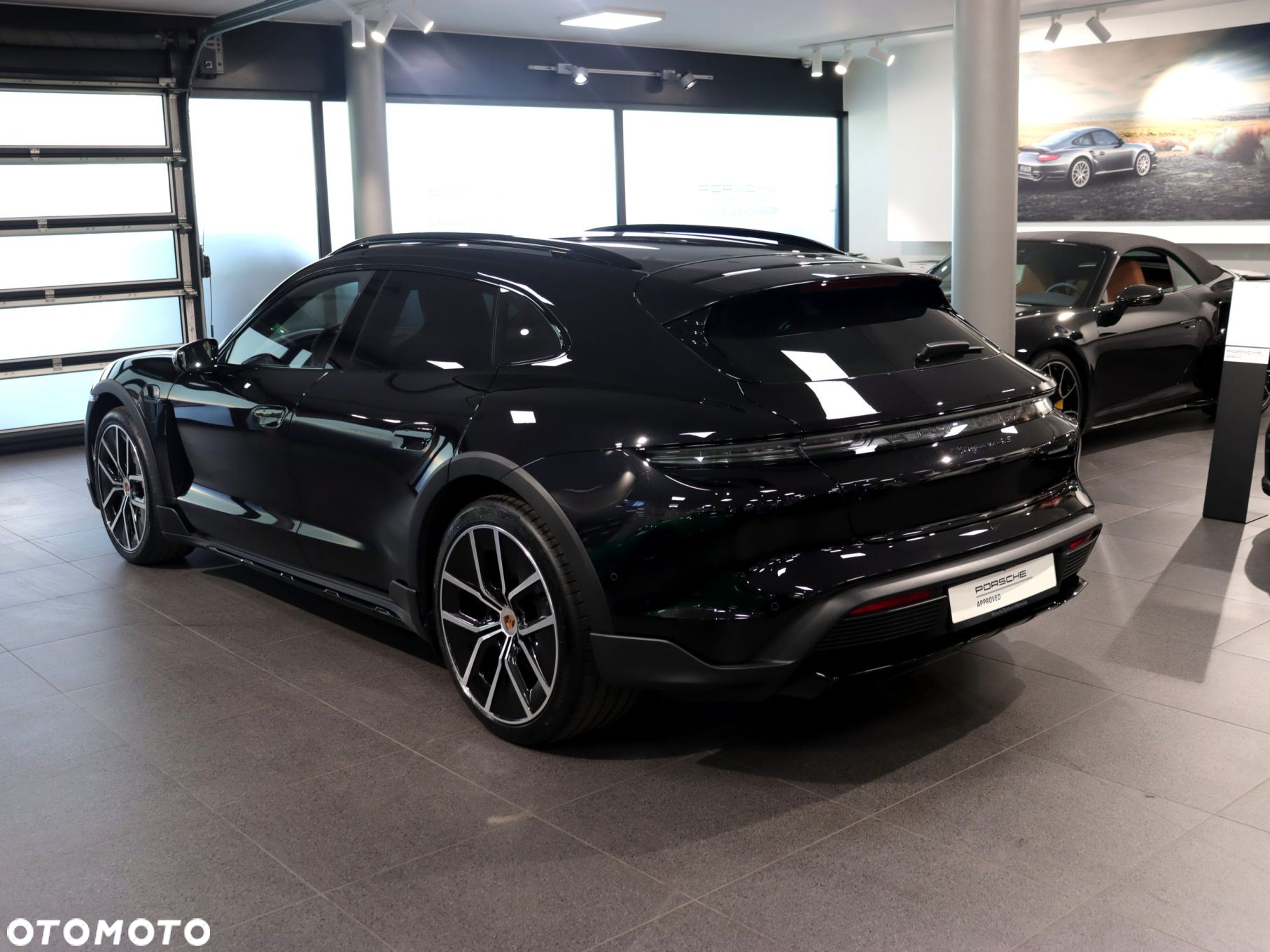 Porsche Taycan 105kWh 4S Cross Turismo - 3