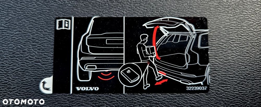 Volvo V60 D4 Geartronic Momentum Pro - 33